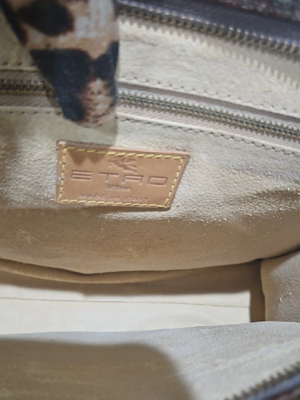 Vintage Etro Paisley Tote w/ Tan Leather Trim & Straps GUC! - Picture 14 of 17